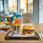 Jupiter Algarve - & 4* Portimão