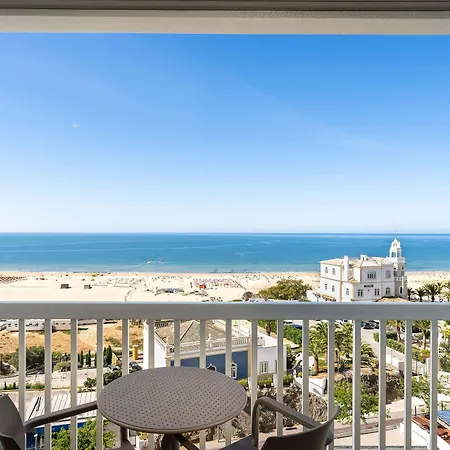 Jupiter Algarve Портиман